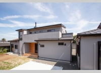 このあと、手前にBBQハウスが建ちました